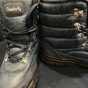 NWOT-CHEEKS FIT BODY BOOTS BY TONY LITTLE